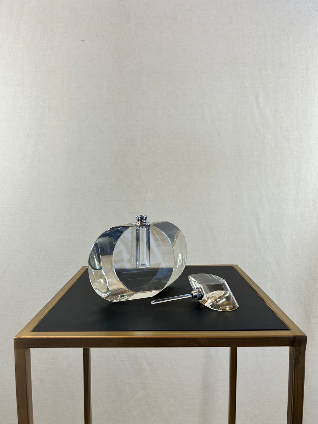Flacon de parfum transparente