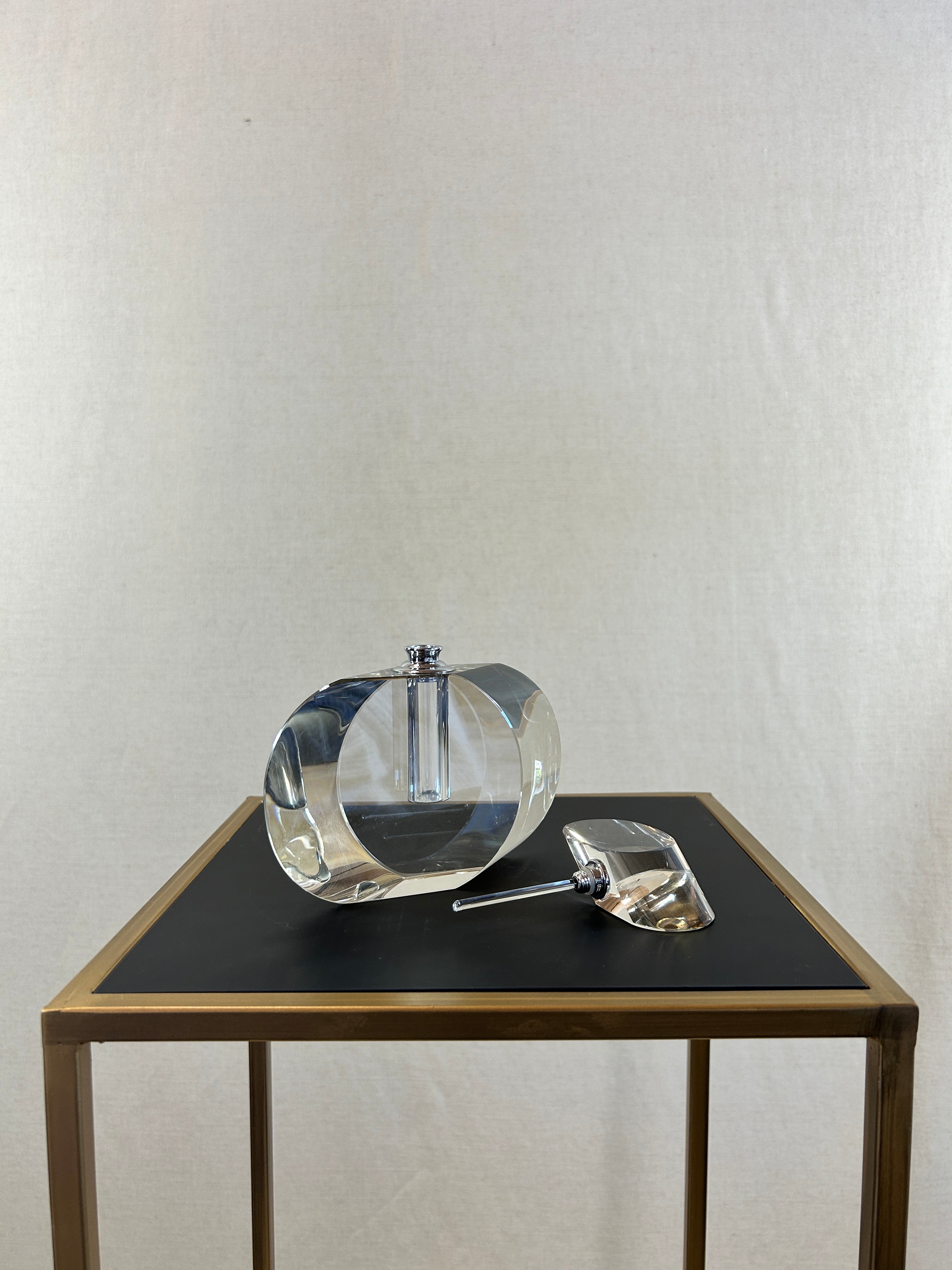 Flacon de parfum transparente