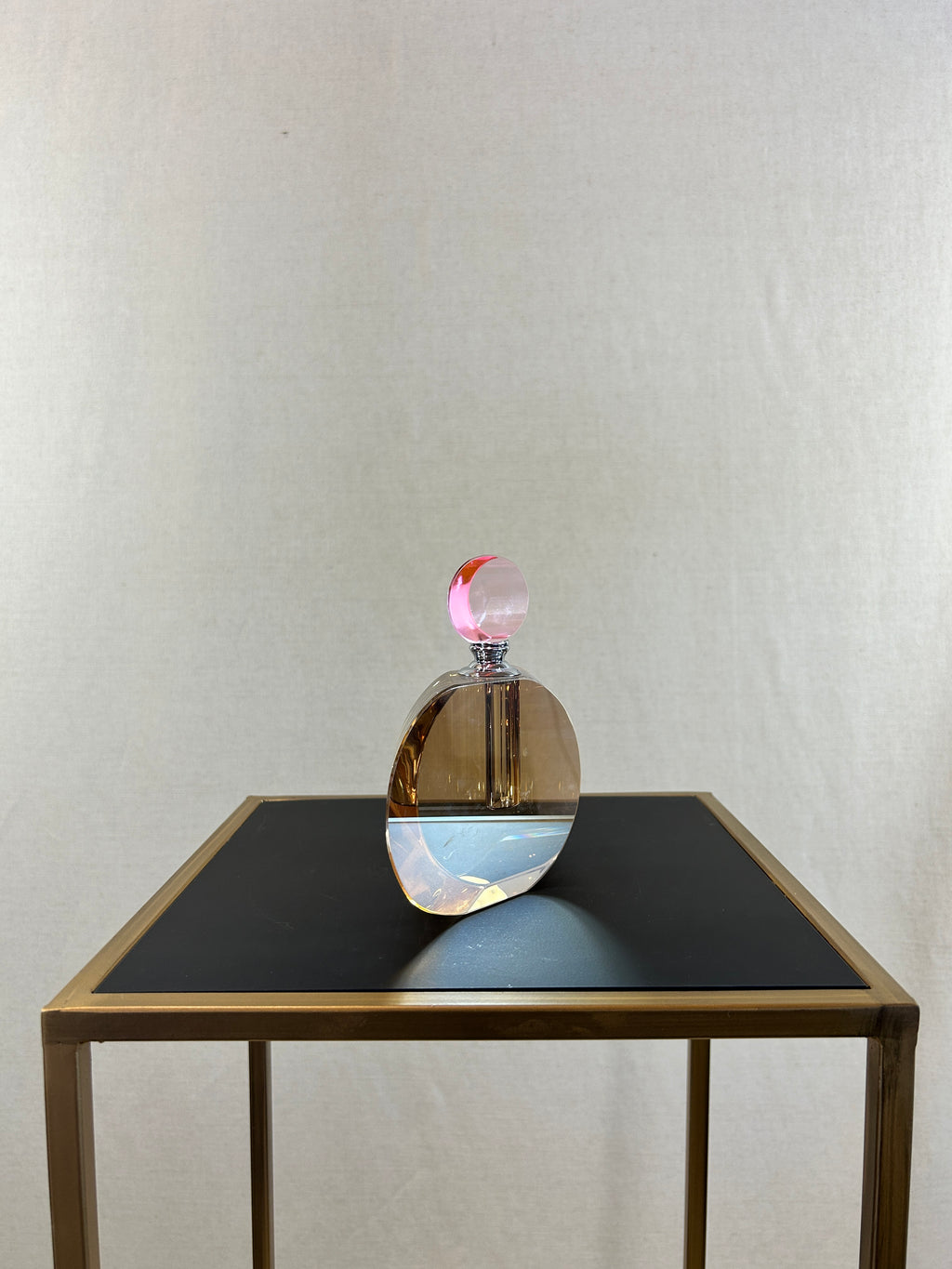 Flacon de parfum coloré