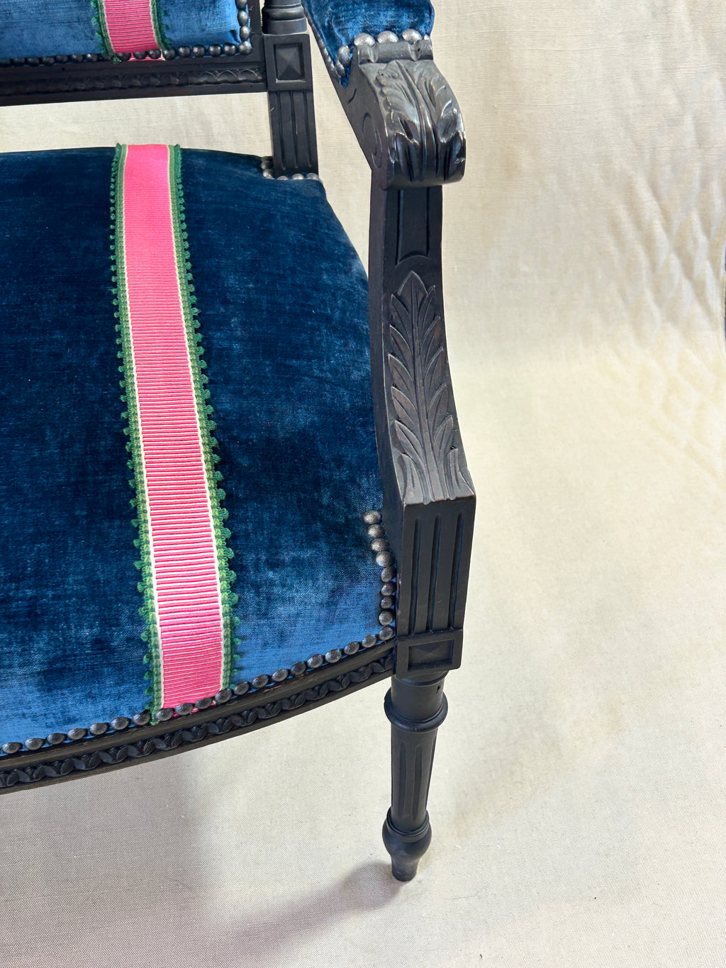 Fauteuil bleu nuit