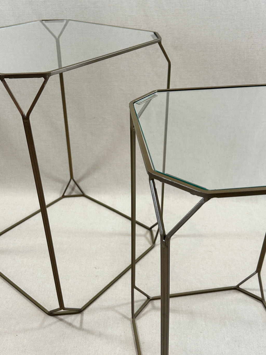 Lot de tables d'appoint