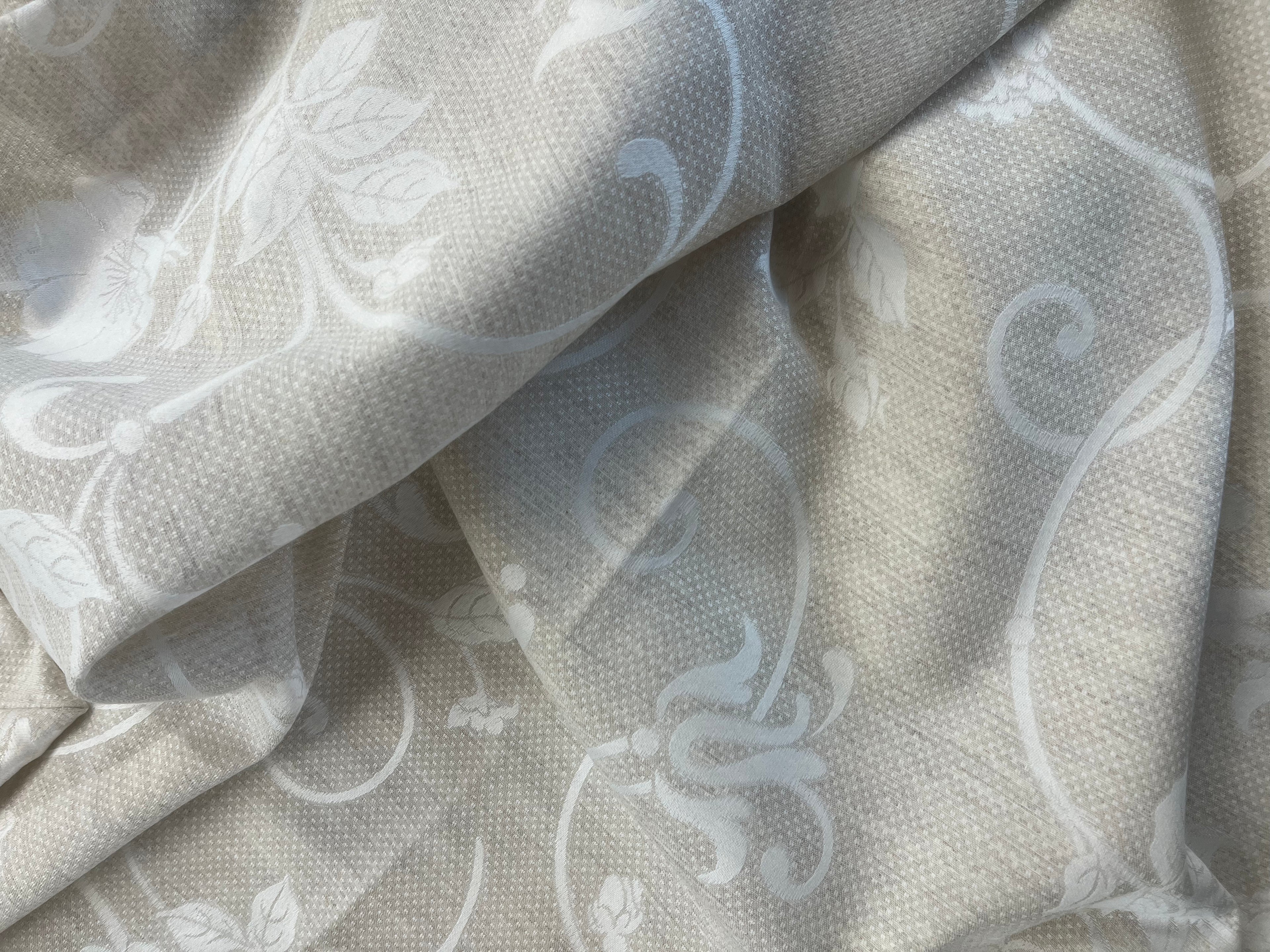 Nappe Haut de gamme - Motif floral